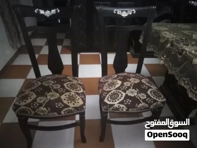 كراسي خشب زان انتيك من دمياط بحالة جيده ...الكرسي بـ750ج فقط