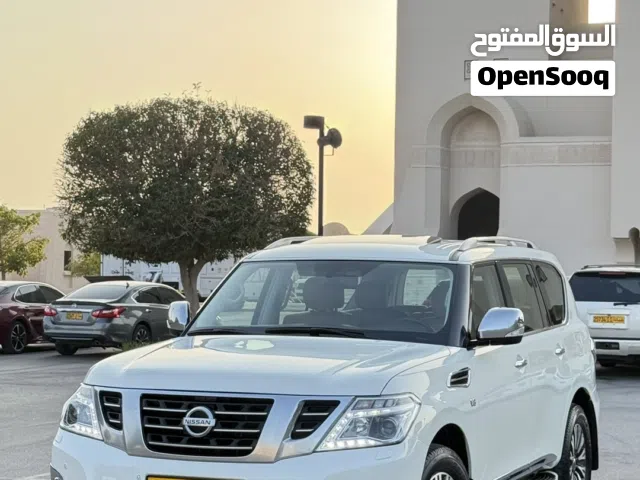 تيتانيوم2018مكينةكبيرةخليجي(الإمارات)ماشي195 الف نظيفة جداً