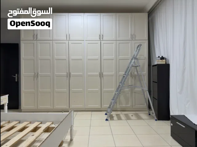 كبت للبيع لون بيج. 8ابواب