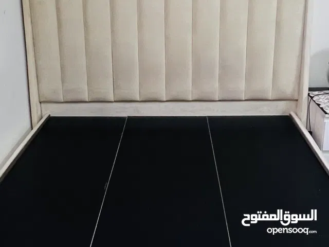 سرير مقاس كينج