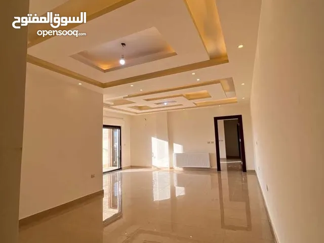 شقة للايجار البنيات قرب جامعة البتراء طابق ثاني مساحة 176م
