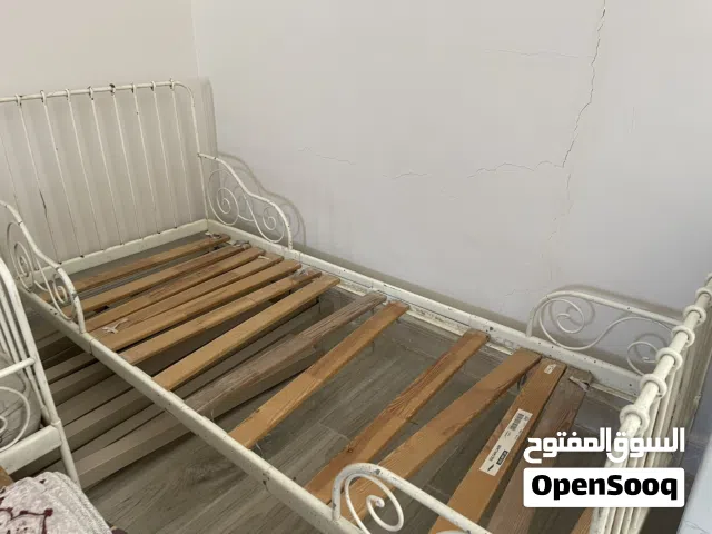 سرير ايكيا