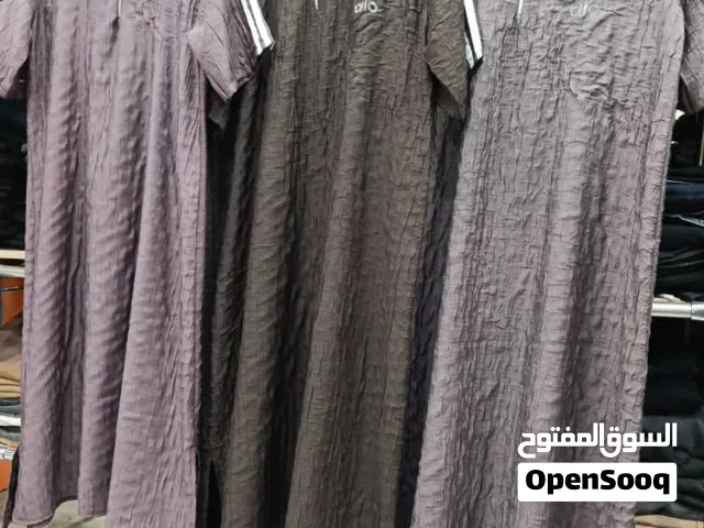 ملابس فساتين نسائية