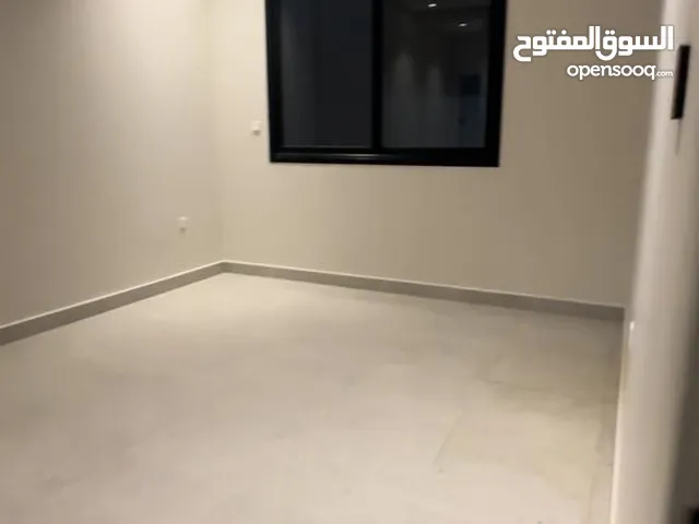 175 m2 4 Bedrooms Apartments for Rent in Al Riyadh Al Malqa