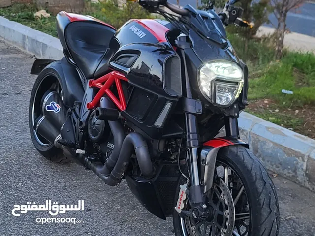 للبيع المستعجل ducati diavel carbon