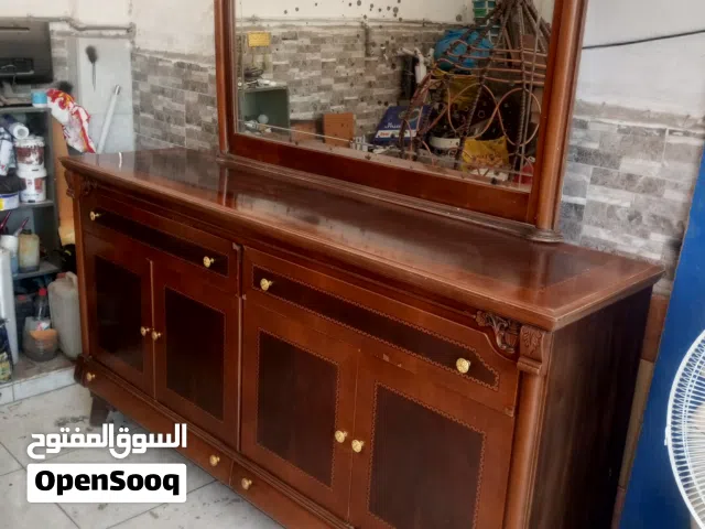 طاولة مراي فخمة جداً بحالة ممتازة للبيع