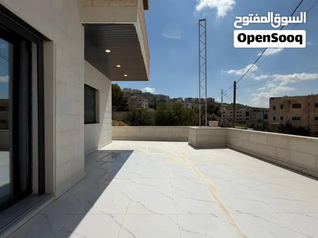 شقة طابق ارضي مع ترسات سوبر ديلوكس في أجمل مناطق منطقة صافوط