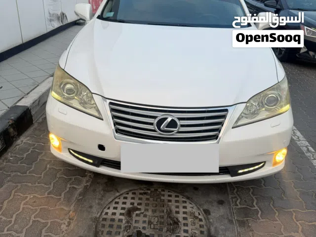 Lexus es350 white color original paint 70% tyre office use only , just want to buy new