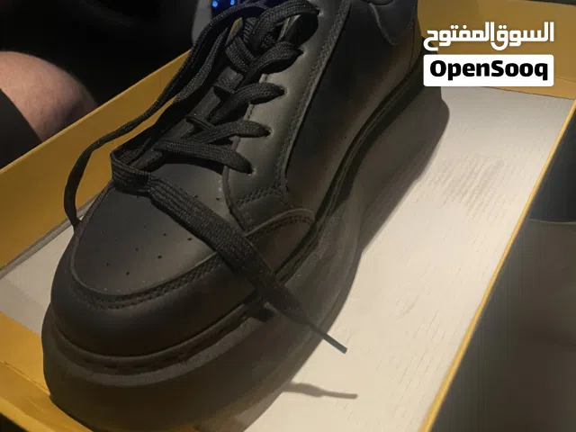 حذاء ماركه اصلي