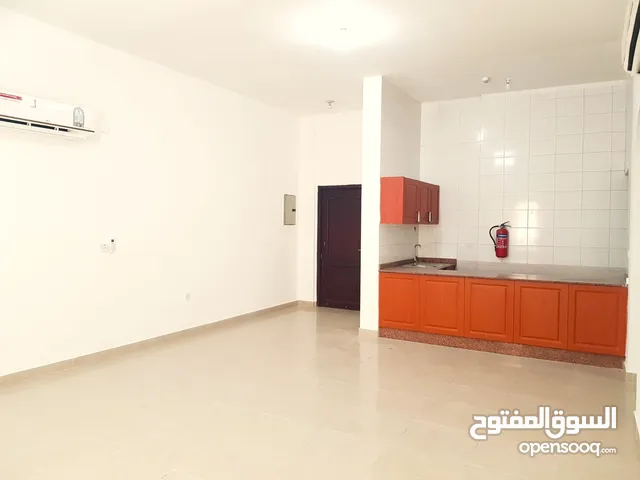 Spacious Unfurnished 1 Bedroom Apartment