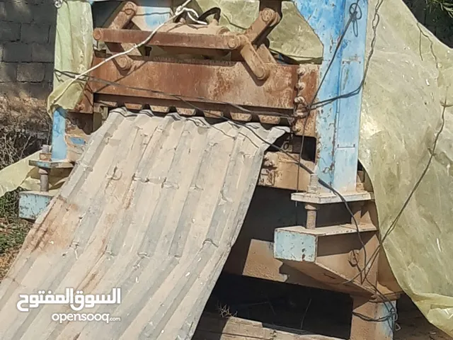 مصنع زينقو بجميع ملحقاته استعماله نظيف شغال
