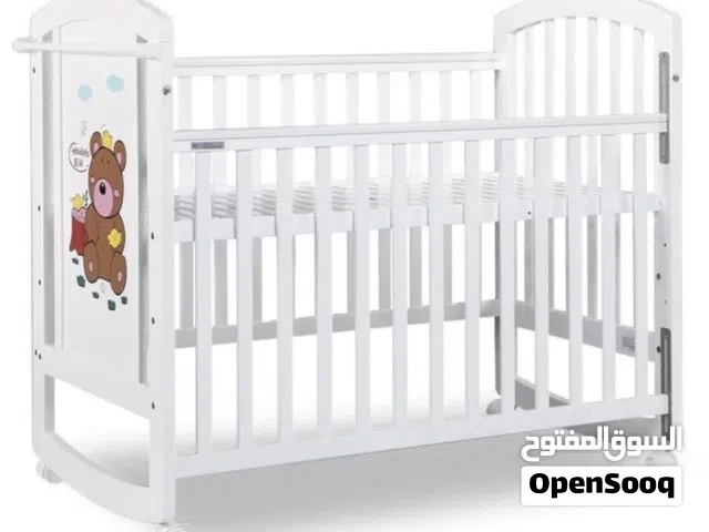 تخت اطفال + عربايه اطفال+كار سيت ) مقعد سياره للاطفال )