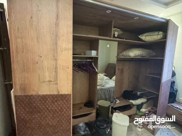 غرفة نوم من الفيمو للمفروشات مودرن بحالة ممتازة