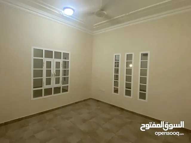 "SR-AM-408  Wide Villa to let in mawaleh north"