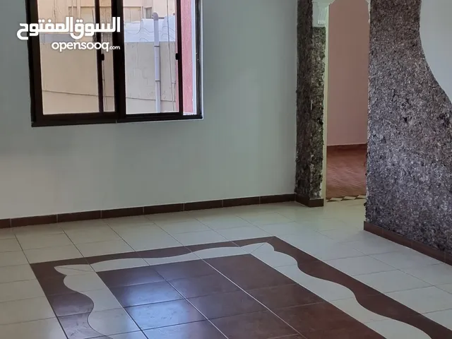 شقة ديلوكس للايجار اول شارع الاردن منطقة وادي الحدادة
