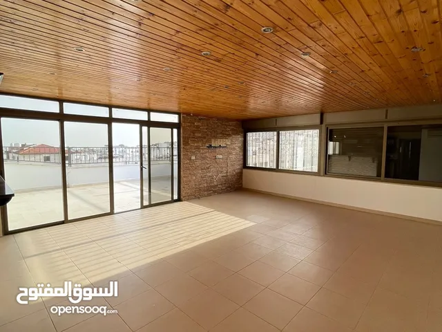 270 m2 4 Bedrooms Apartments for Sale in Amman Khalda