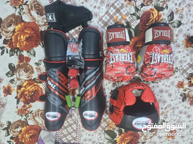 اكسسوارات  كيك باكسنغ او mma  نضيف شلعه واحدة