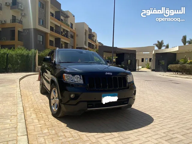جراند شيروكي 2011