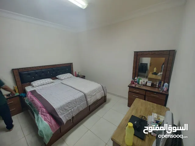 BED SET WITHOUT MATTRESS