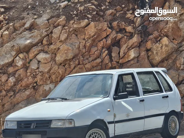 فيات اونو موديل ال85 للبيع