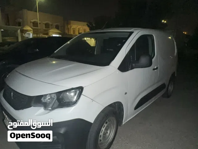 2023 Peugeot Partner Van Short Body
