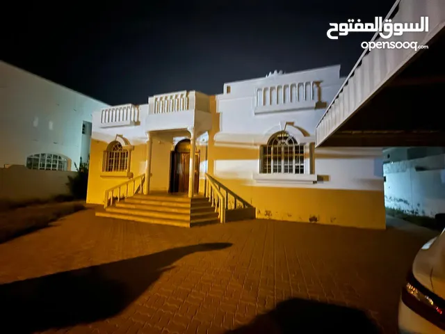 270 m2 4 Bedrooms Villa for Sale in Muscat Azaiba