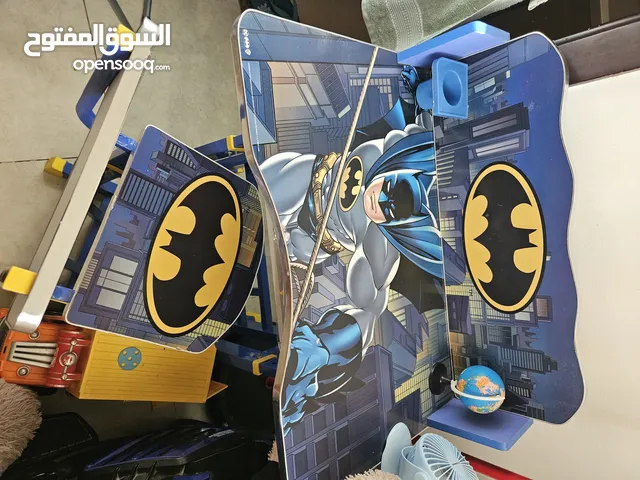 مكتب وكرسي للاطفال بحالة جيدة جدا
