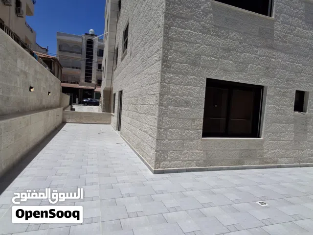 225 m2 4 Bedrooms Apartments for Sale in Amman Dahiet Al Ameer Rashed