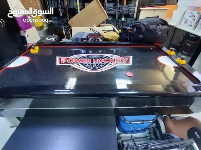 طاولة هوكي كهربائية نظيفة جدا لون اسود