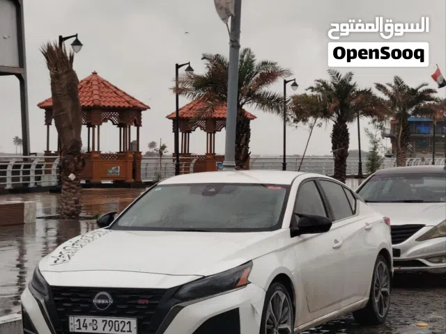Used Nissan Altima in Basra