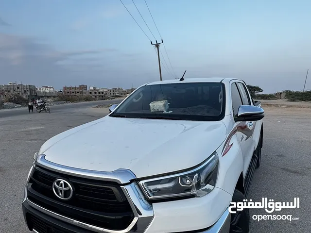 تويوتا هايلوكس 2023 خليجي