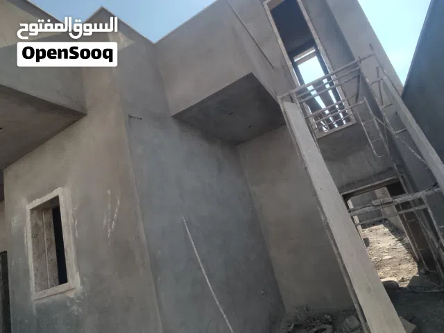 ملعقه ومباني بؤج واوتار صيانه حمامات تسليم مهندسين ومعالجه اسقف مطبله وجميع اعمال البتوته وسكه ومبان