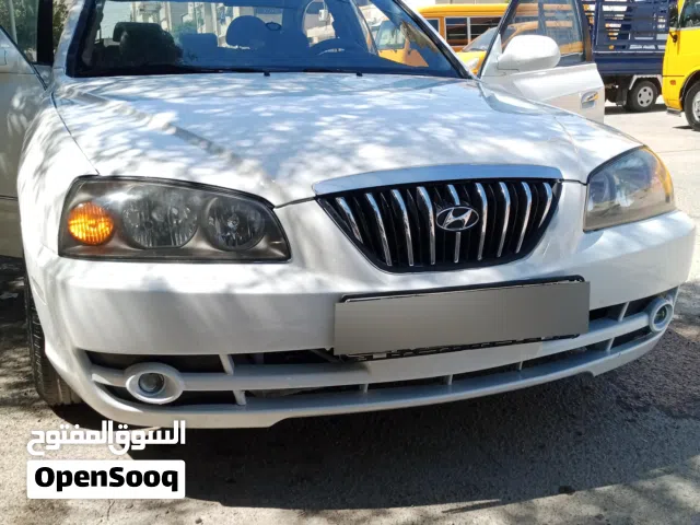 2004 هيونداي النترا Standard