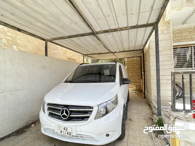 باص مرسيدس ڤيتو ڤان شصي طويل 2015