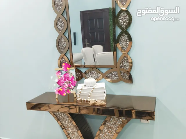 mirro with table