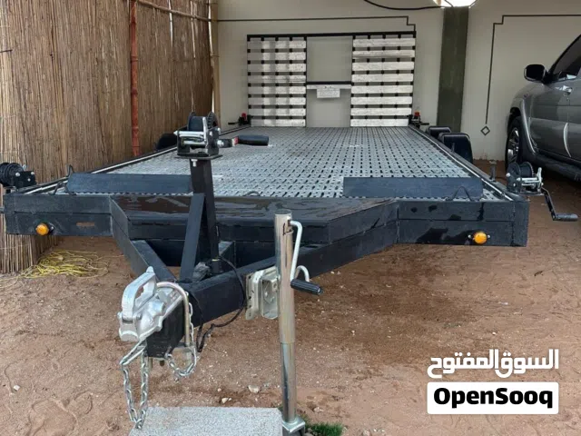 قالوصة (سطحة) لنقل الدراجات او المركبات
