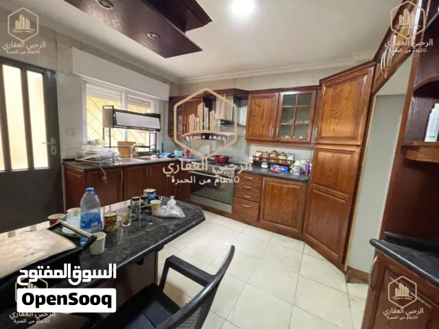200 m2 3 Bedrooms Apartments for Rent in Amman 7th Circle