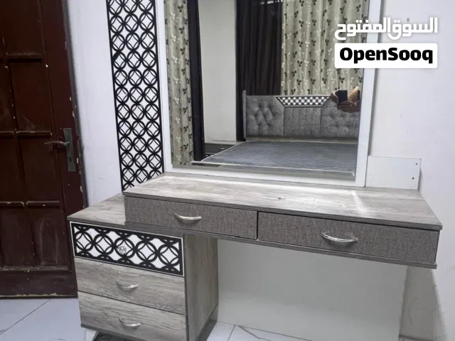 عرض مميز توابع غرفة نوم تركي بدون خزانة جاهزة للبيع غرف نوم نظيفة جداً خشب لامينيت