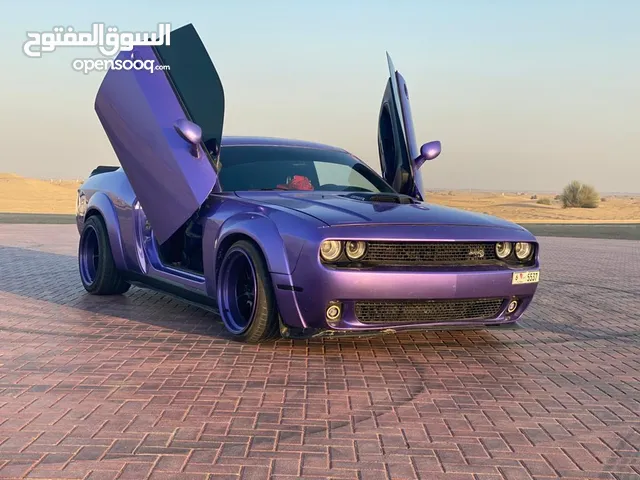 Dodge Challenger Standard in Sharjah
