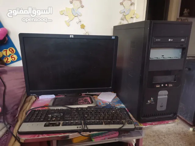 كمبيوتر مكتبي