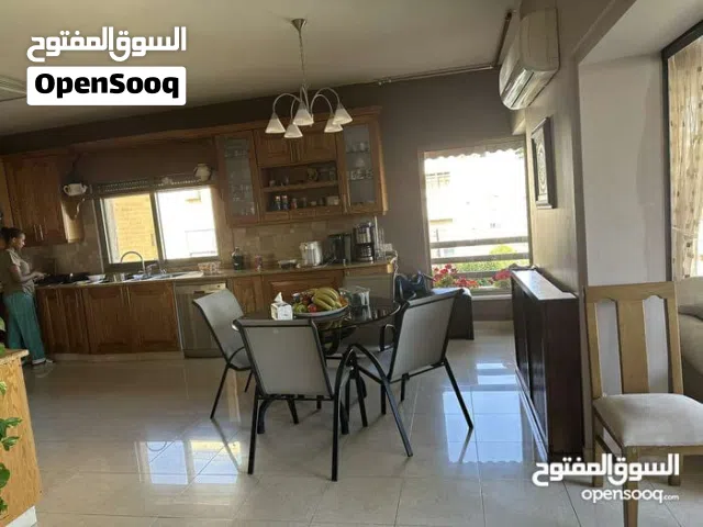 300 m2 4 Bedrooms Villa for Rent in Amman Daheit Al Rasheed