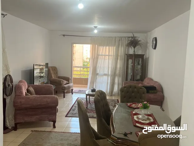 شقه للايجار المفروش بمدينتي