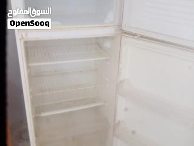 ثلاجه مستعمله في حاله جيده