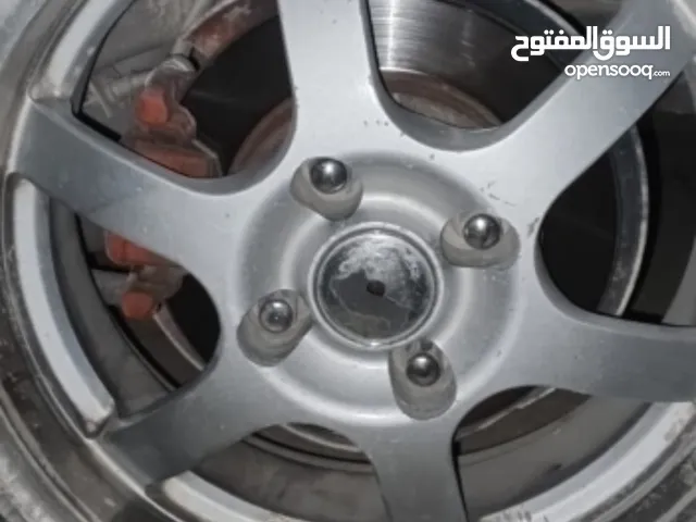 مطلوب فردة جنط 16 نفس اللي في الصوره