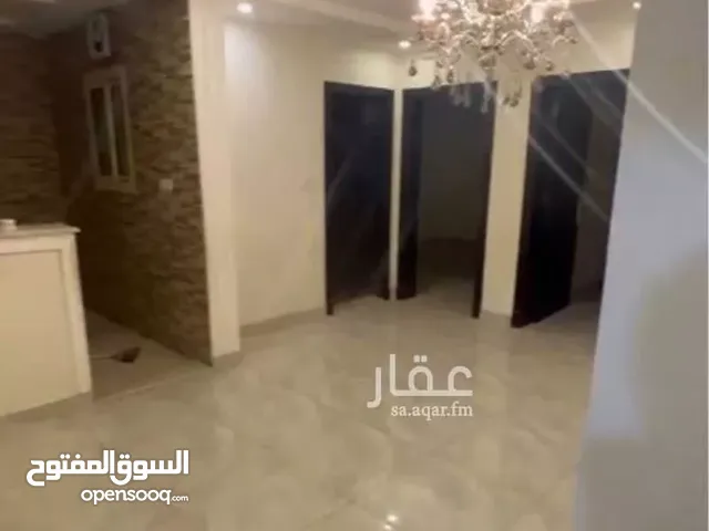 170 m2 2 Bedrooms Apartments for Rent in Jeddah Al Bawadi