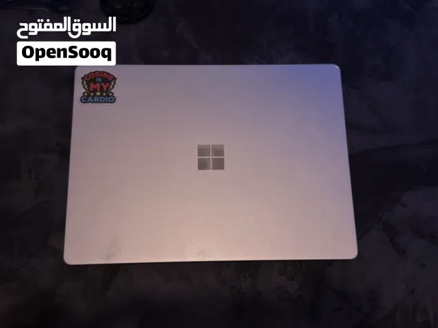 للبيع لابتوب مستعمل نضيف