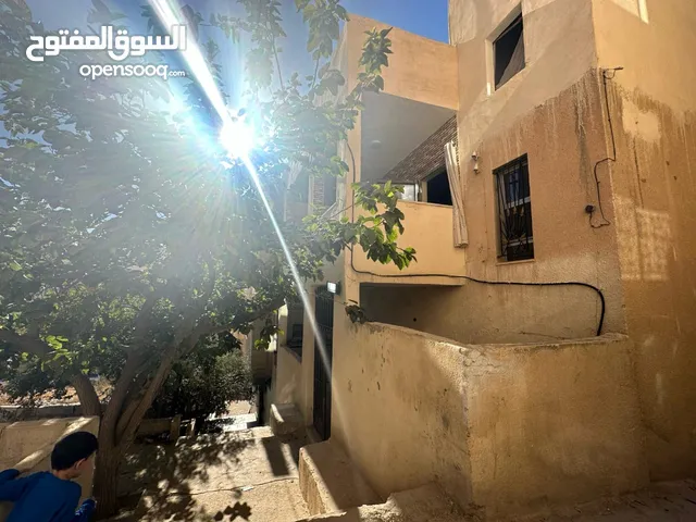 252 m2 More than 6 bedrooms Townhouse for Sale in Amman Marka Al Janoubiya