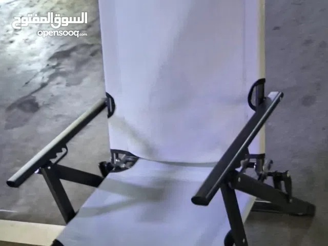 كرسي للرحلات والجلسات حجم كبير شبه جديد
