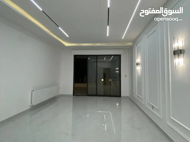 212 m2 4 Bedrooms Apartments for Sale in Amman Al-Shabah