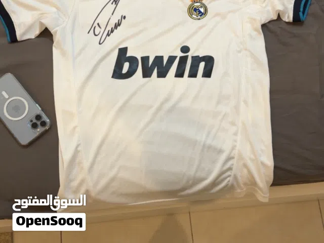 فرصة نادرة لهواة المقتنيات المميزة